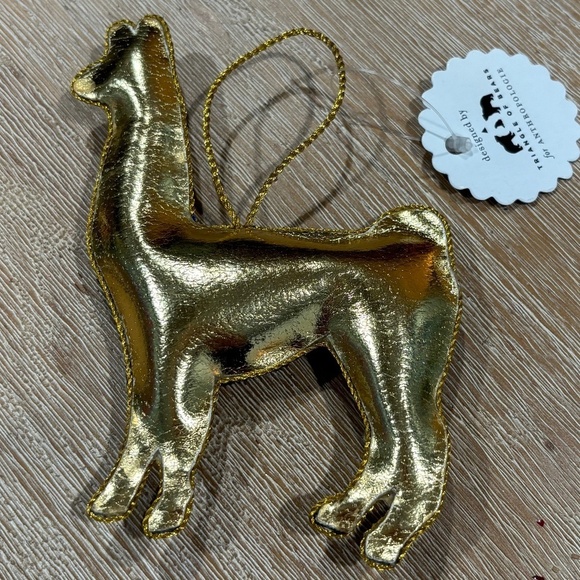 NWT Anthropologie Triangle of Bears Glitter Llama Christmas Ornament - Picture 5 of 5